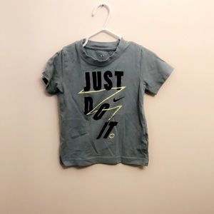 Nike 3T tshirt
